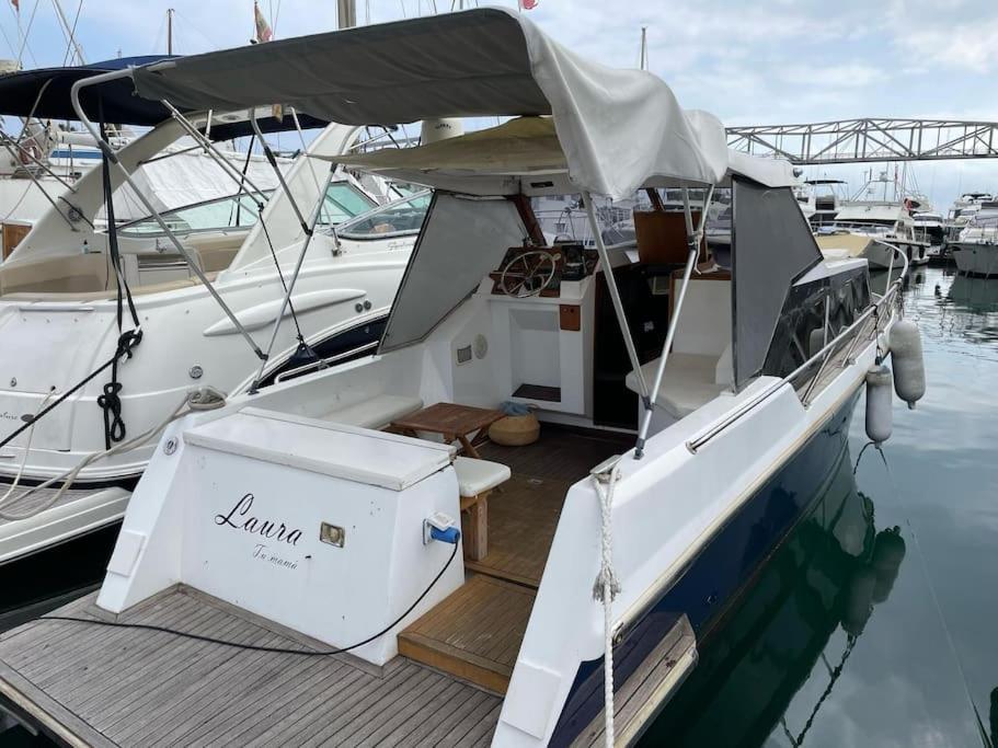Barco Acogedor - Cosy Boat - Barcelona 호텔 외부 사진