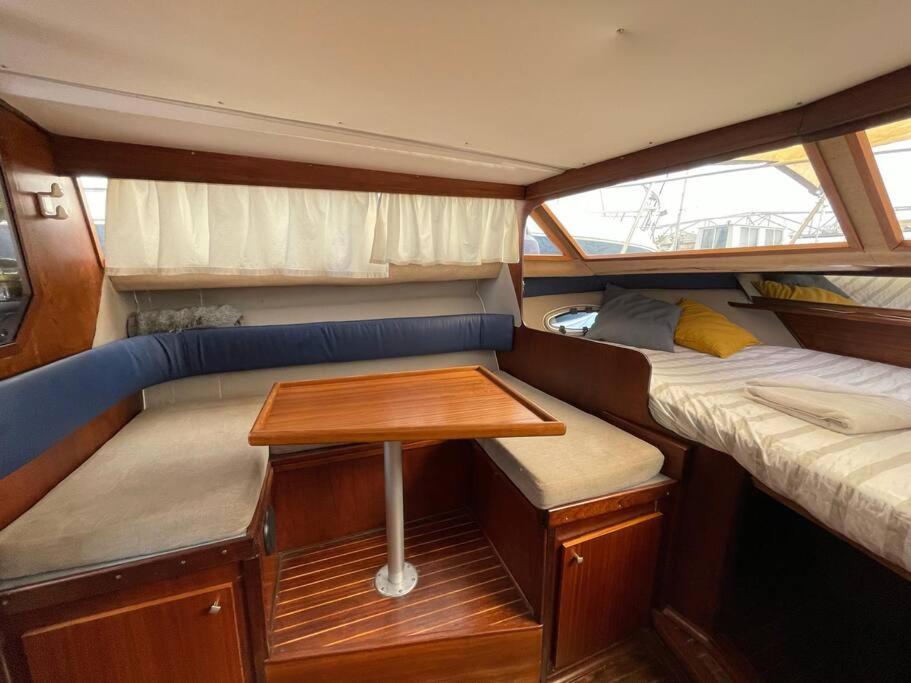 Barco Acogedor - Cosy Boat - Barcelona 호텔 외부 사진